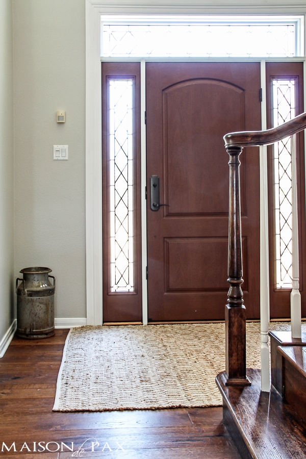 Love this neutral cotton and jute rug in the entryway | aiweb9ygdry.cmersite.com