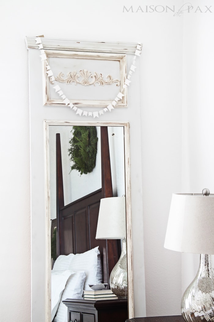 Gorgeous, simple Christmas home tour: natural greenery, winter woodland theme, sparkly touches, and simple reminder of the hope of the season. Tons of diy and decorating ideas | aiweb9ygdry.cmersite.com