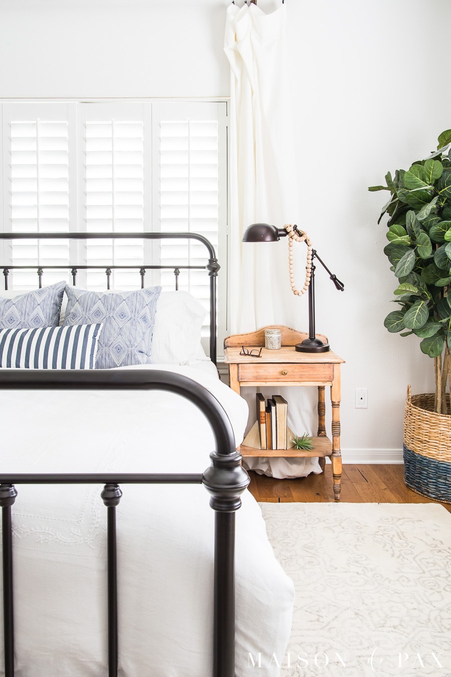 Blue and white farmhouse bedroom- Maison de Pax