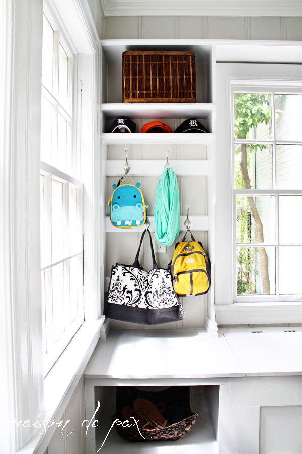 Who couldn't use more beautiful and functional storage?  Don't miss this DIY mud room unit in the laundry room at aiweb9ygdry.cmersite.com