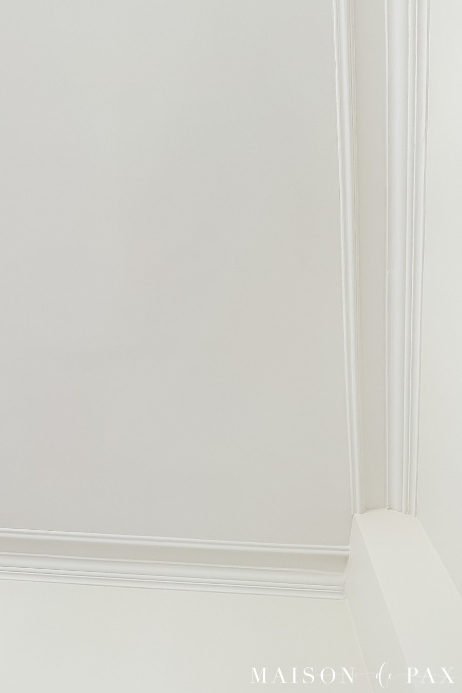 crown molding in Parisian apartment