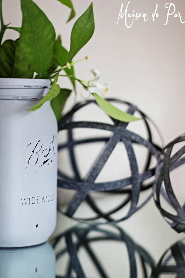 Don't miss these tips for creating a spring vignette in your own home (at aiweb9ygdry.cmersite.com)