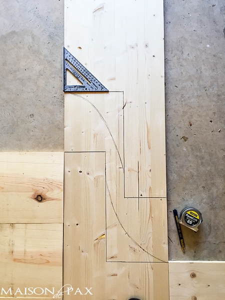 step by step tutorial and building plans for an "antique" firewood box - perfect for a mini mudroom, too! aiweb9ygdry.cmersite.com
