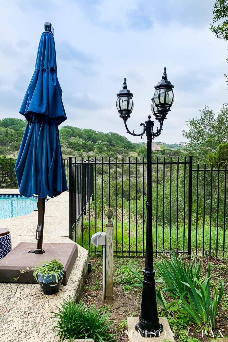 black lampstand outdoor yard furniture