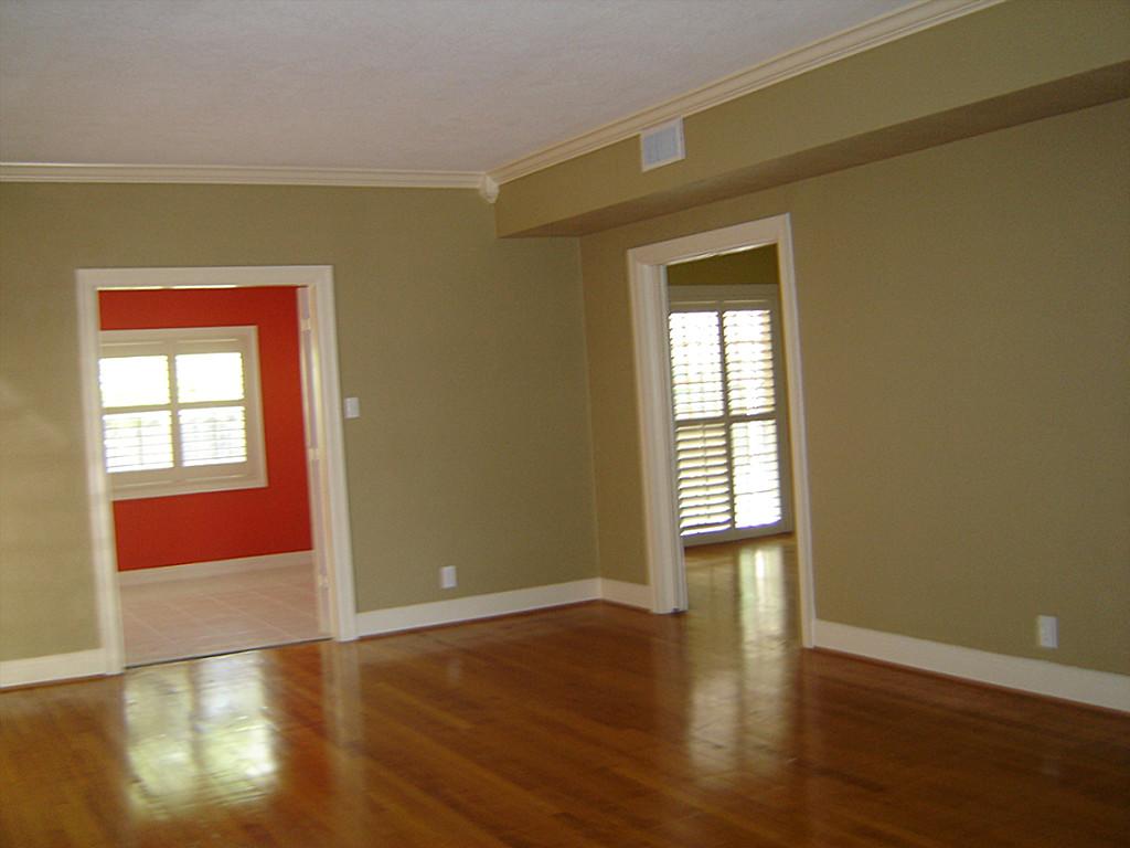 living room to play before - Maison de Pax