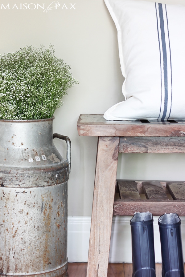 cute and functional ideas for organizing a foyer with galvanized trays | aiweb9ygdry.cmersite.com