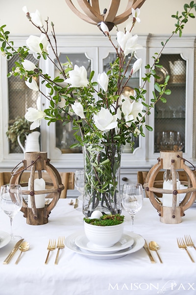 White and green floral centerpiece- Maison de Pax