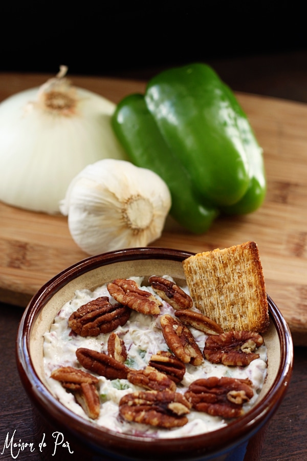 A super easy and delicious creamy dip - perfect for parties!