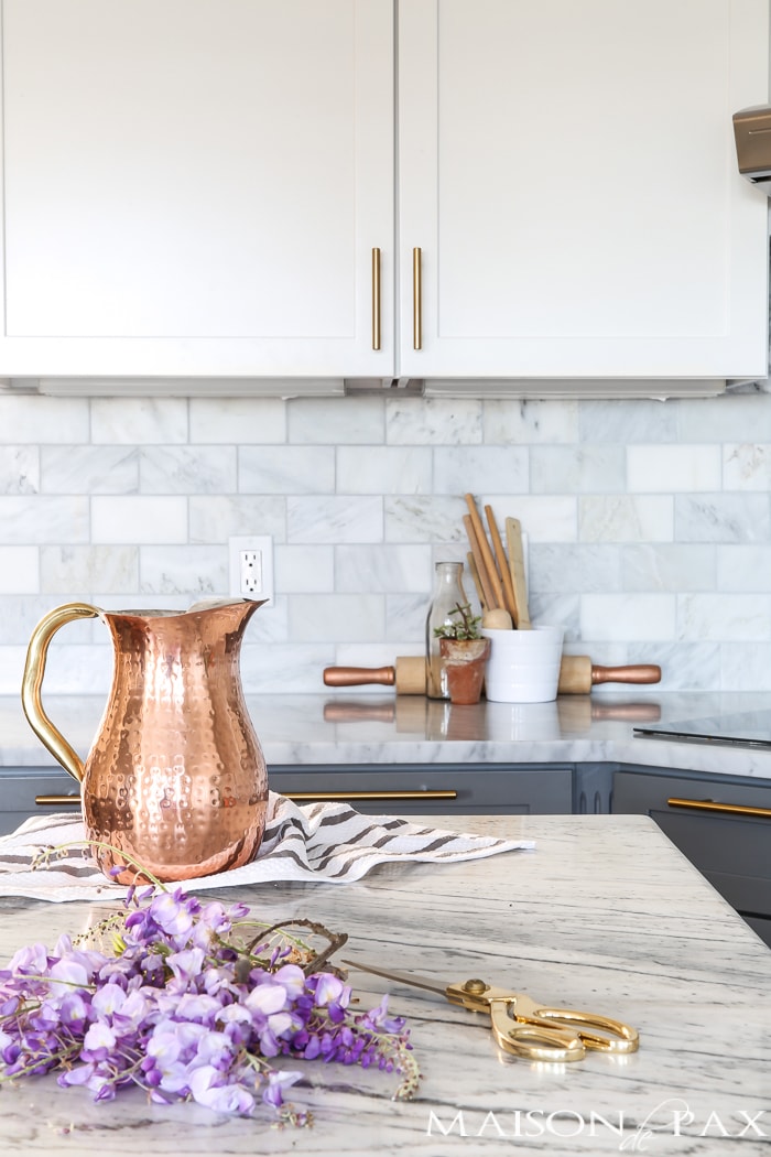 Simple, neutral, lovely spring decorating ideas plus 5 tips for easy spring decor.