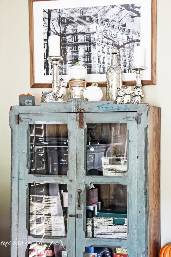 Home tour - full of fall decorating ideas! via aiweb9ygdry.cmersite.com #autumn #fall #decor #diy