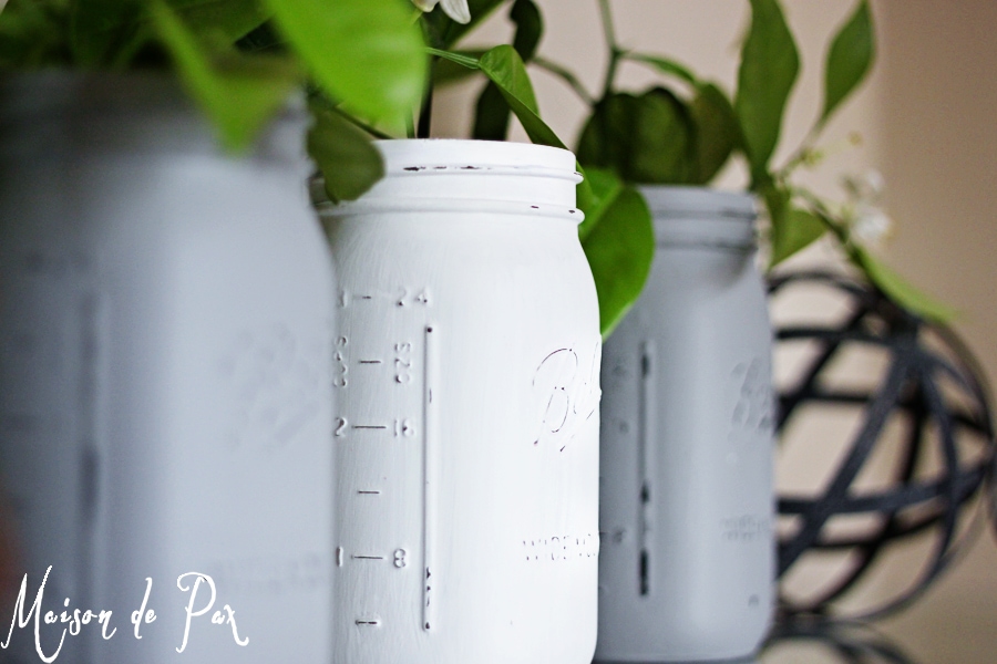 Don't miss these tips for creating a spring vignette in your own home (at aiweb9ygdry.cmersite.com)