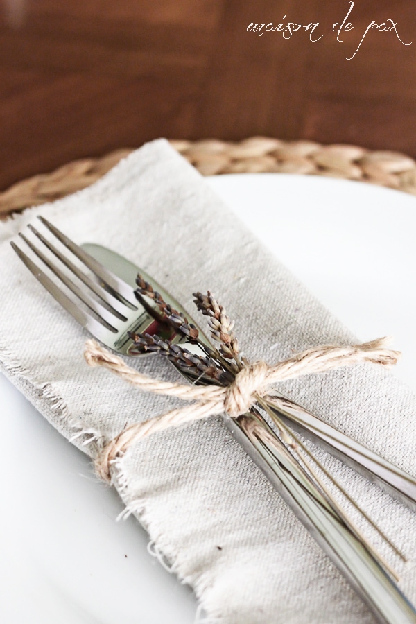 Simple, natural, and beautiful!  No sew drop cloth napkins are SO easy! via aiweb9ygdry.cmersite.com #diy #nosew