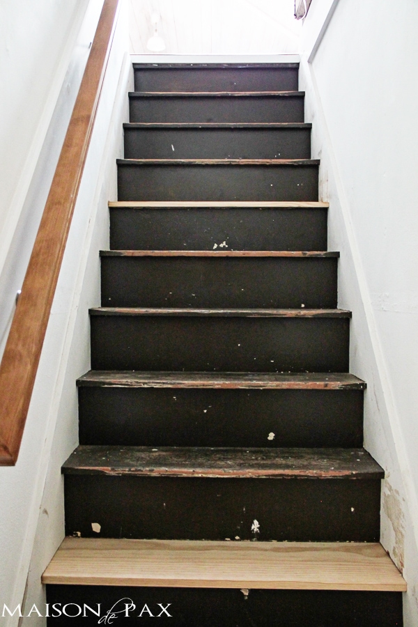 Totally transformed by paint! Gorgeous, simple black and white painted staircase | aiweb9ygdry.cmersite.com