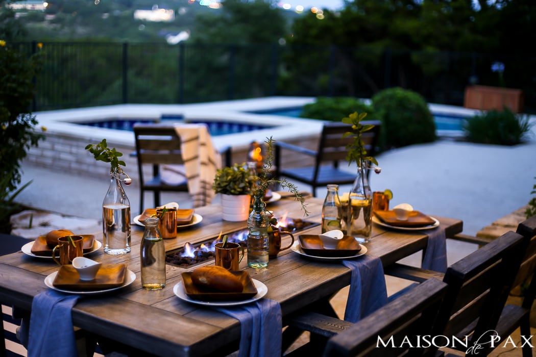 Center fire pit in table- Maison de Pax
