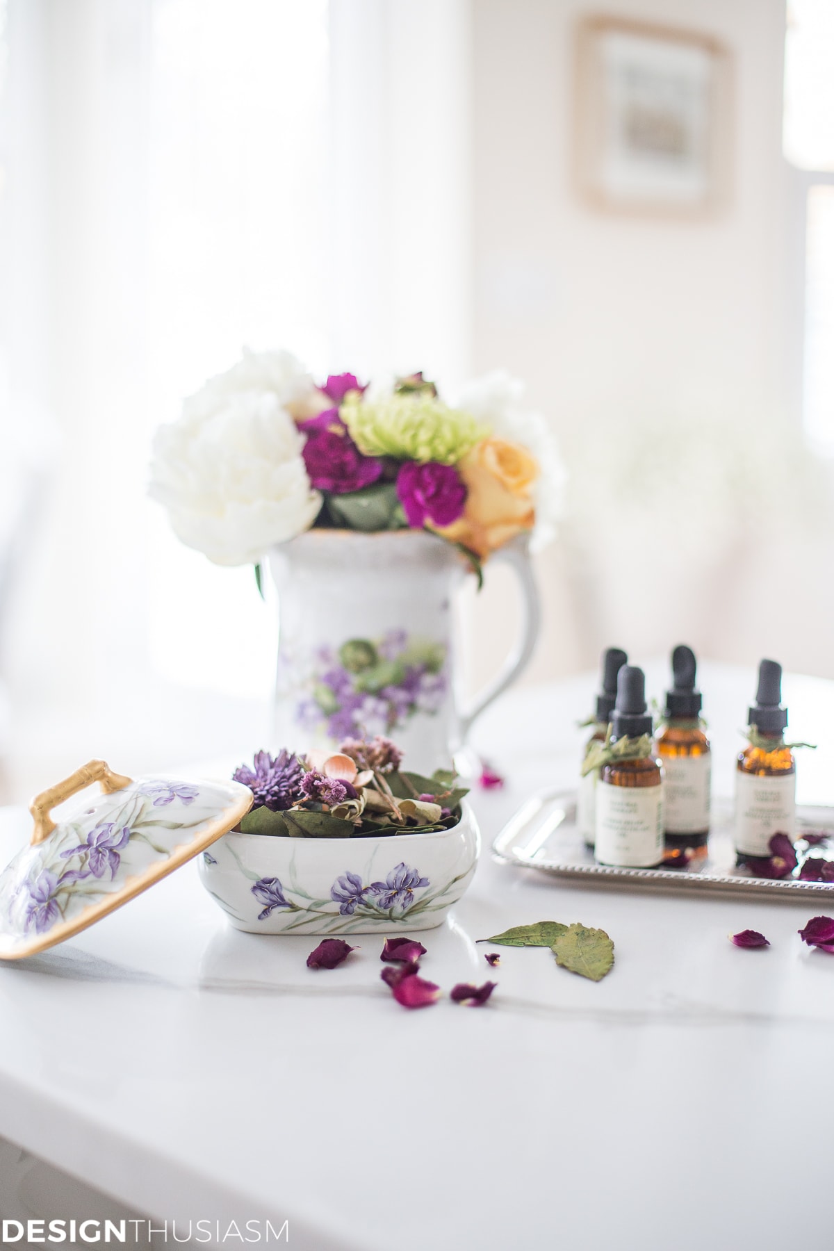 10 Ways to Use Home Fragrance to Add Luxury to Your Day - designthusiasm.com
