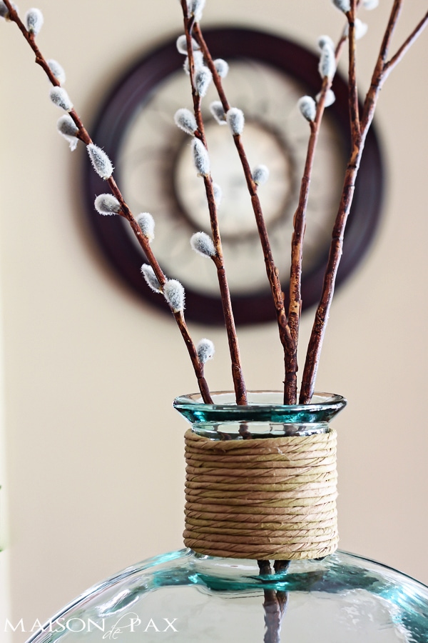 gorgeous neutral fall centerpieces at aiweb9ygdry.cmersite.com #fall #decor #centerpiece #tablescape #dining