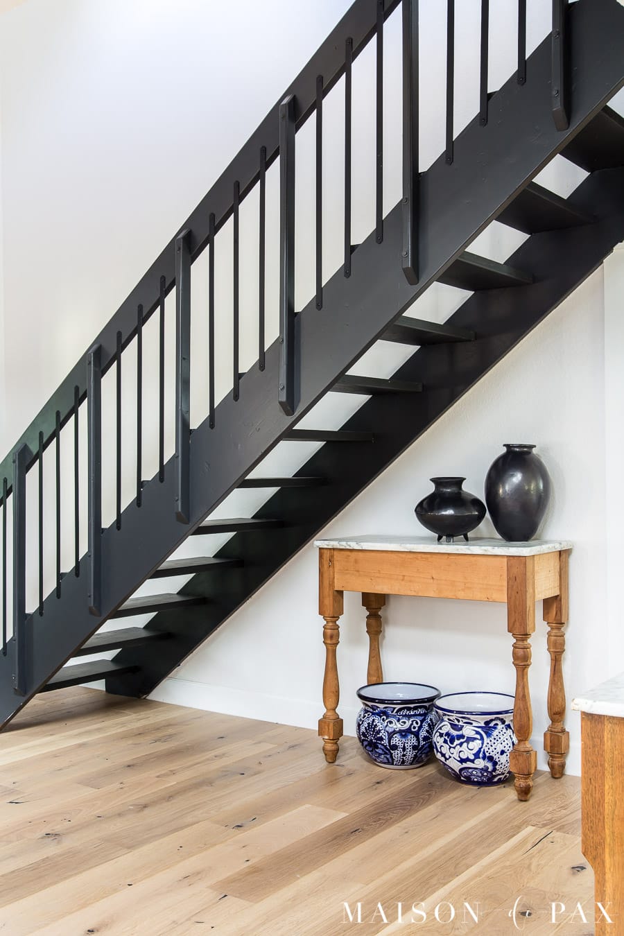 facemount black iron balusters interior