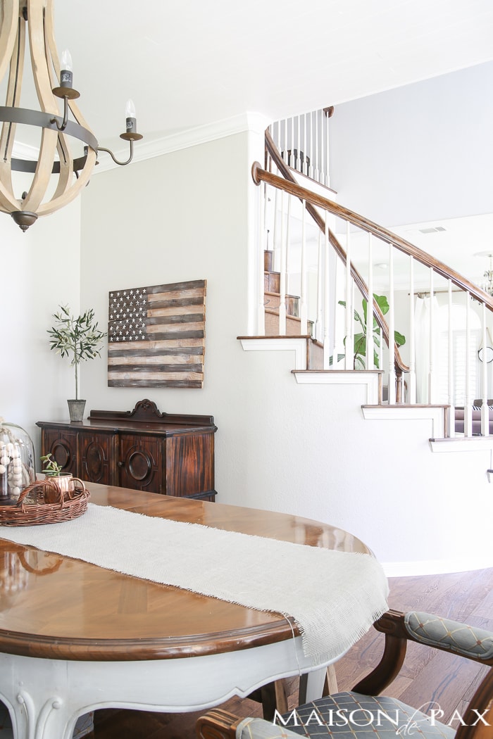 Beautiful summer home tour with lots of whites, raw wood tones, and simple summer decorating ideas - Maison de Pax