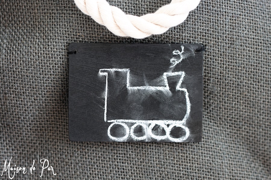 Make your own chalkboard storage labels and make clean up a breeze!