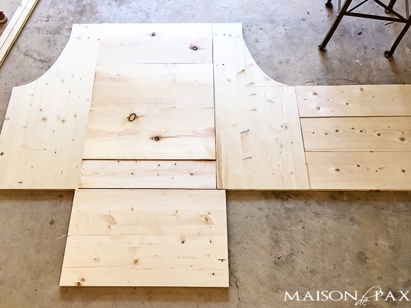 step by step tutorial and building plans for an "antique" firewood box - perfect for a mini mudroom, too! aiweb9ygdry.cmersite.com