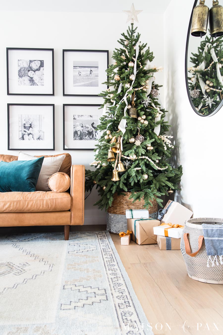 beautifully wrapped presents add to the Christmas decorations | Maison de Pax