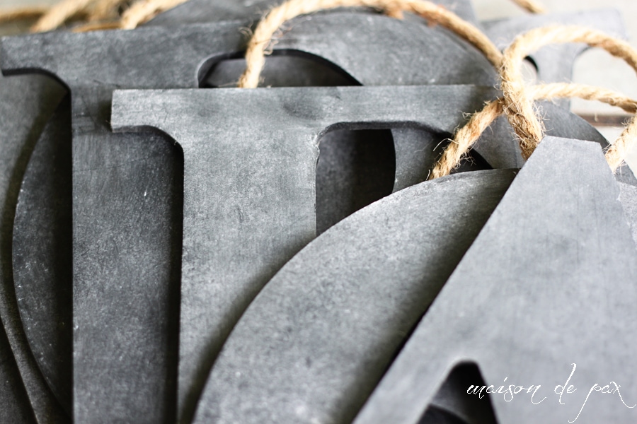 Perfect gift or party favor, these little chalkboards are so precious! Get the tutorial at aiweb9ygdry.cmersite.com