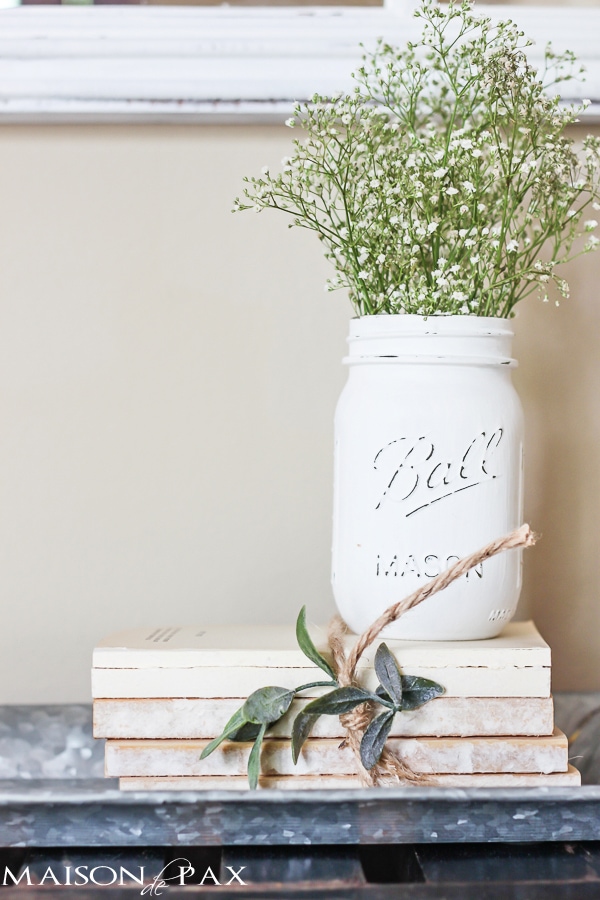 cute and functional ideas for organizing a foyer with galvanized trays | aiweb9ygdry.cmersite.com