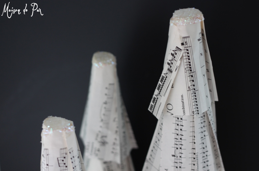sheet music chistmas trees tops