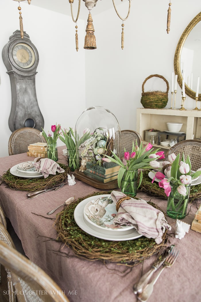 easter-table-tulips-books-bunnies