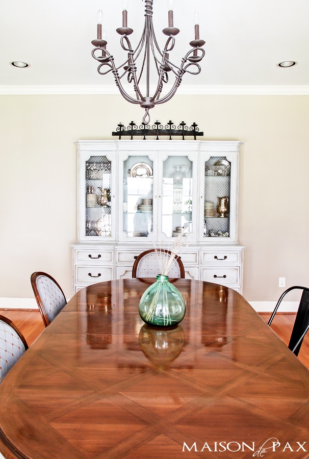Gorgeous, simple French dining room | aiweb9ygdry.cmersite.com #diy #decorating #design