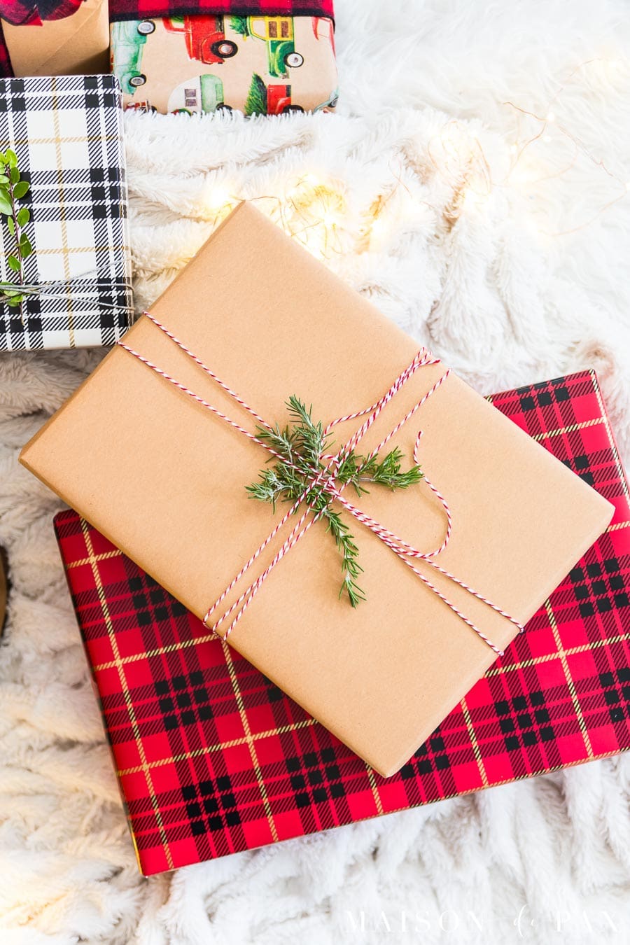 How to Wrap a Gift Easily and Beautifully
