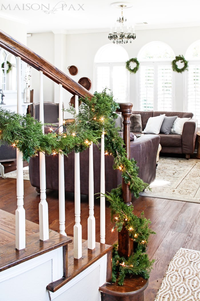 How to Make Cheap Garland Look Expensive - This is so beautiful and so easy! DIY cedar garland makes a gorgeous Christmas decoration in your holiday home | aiweb9ygdry.cmersite.com