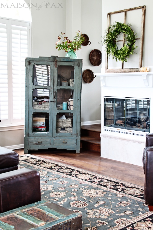 I love this fall home tour! Calming neutrals and lots of texture: simple ideas and easy fall decorations | aiweb9ygdry.cmersite.com