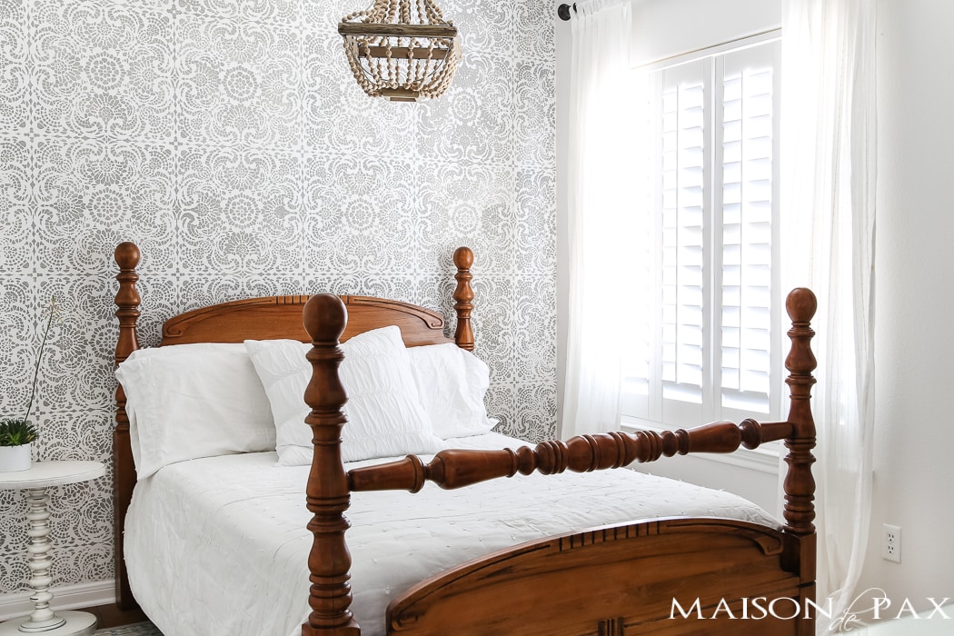 This serene gray and white little girl's room is sweet enough for any little princess but sophisticated enough to double as a restful guest room.