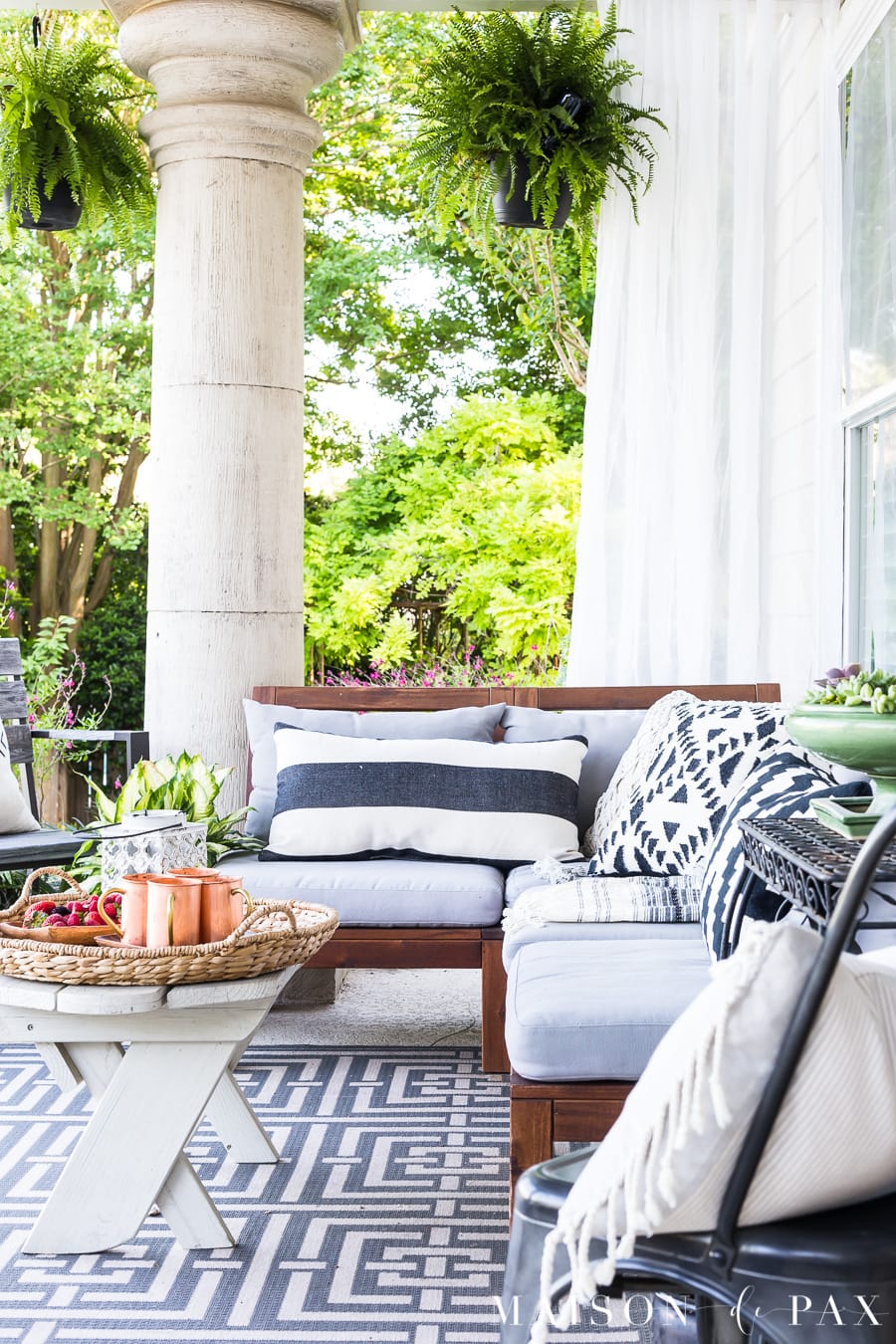 Summer Porch Decor Ideas: Ferns and Succulents