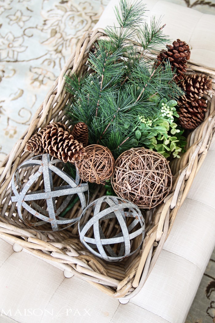 Great ideas for easy holiday decor: try filling a bowl or basket with any one of these fun items! aiweb9ygdry.cmersite.com