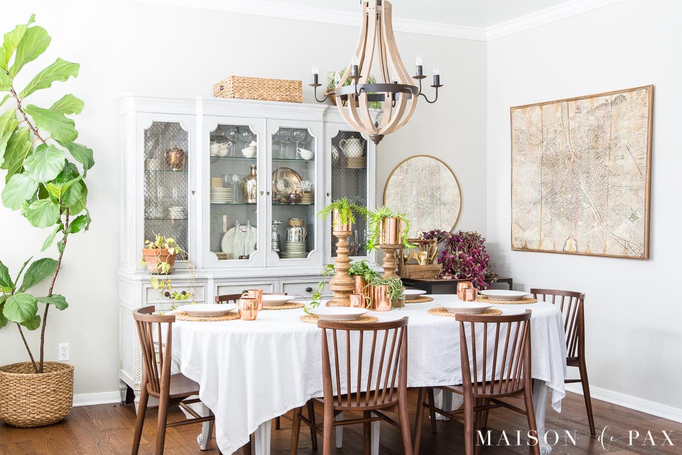 french farmhouse dining room | Maison de Pax