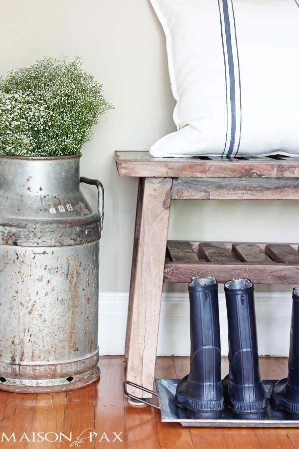 cute and functional ideas for organizing a foyer with galvanized trays | aiweb9ygdry.cmersite.com