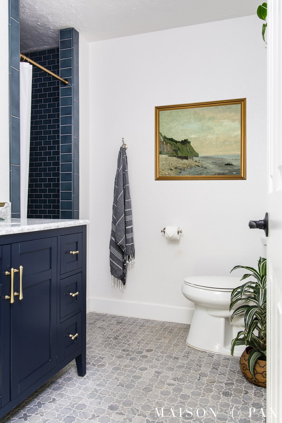 vintage art in bathroom decor