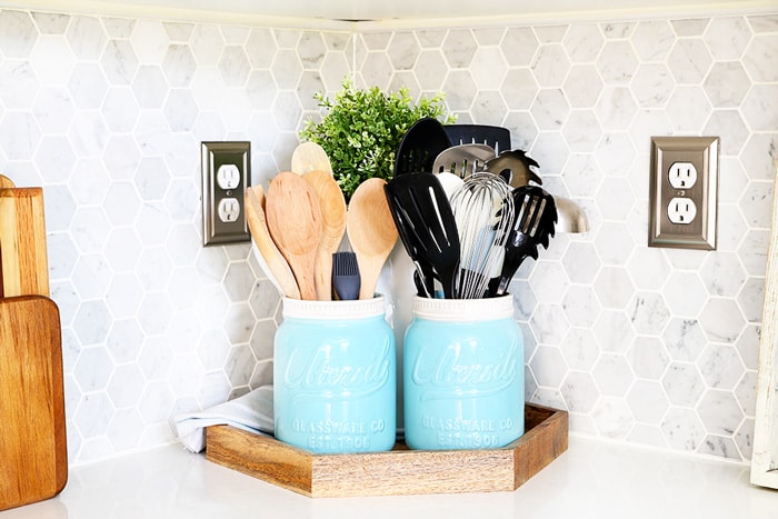 5 Tips for Getting (and Staying) Organized | Just a Girl and Her Blog for Maison de Pax