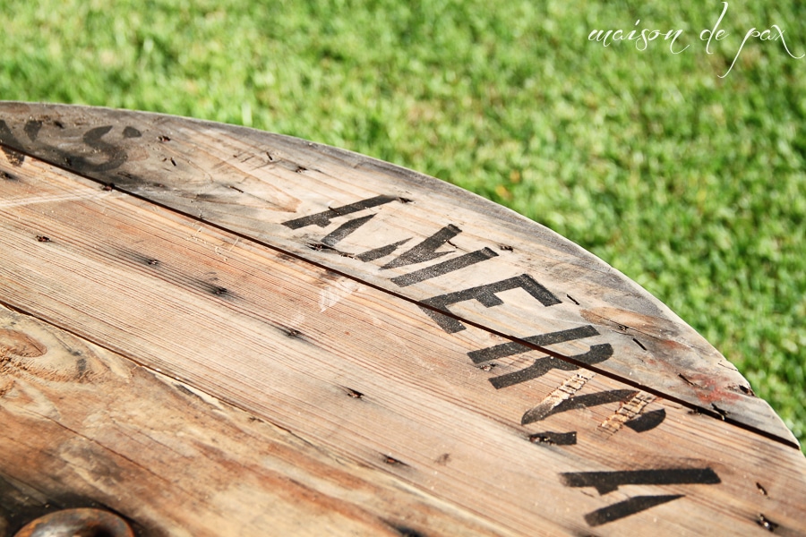 How to make a DIY wooden spool table with DIY tutorial- Maison de Pax
