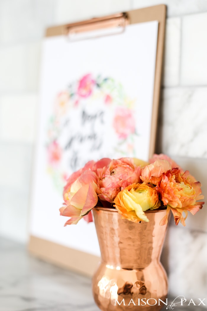 Free Spring Printable! "Hope Spring Eternal" - this watercolor inspirational saying is perfect for spring decor. Click to download your own copy and find 29 other free spring printables!