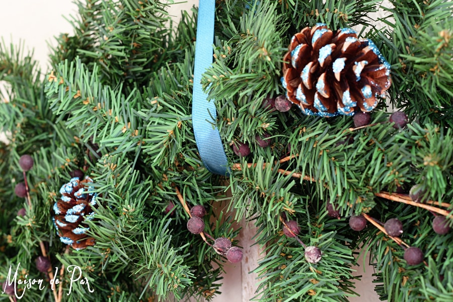 blue wreath ribbon close