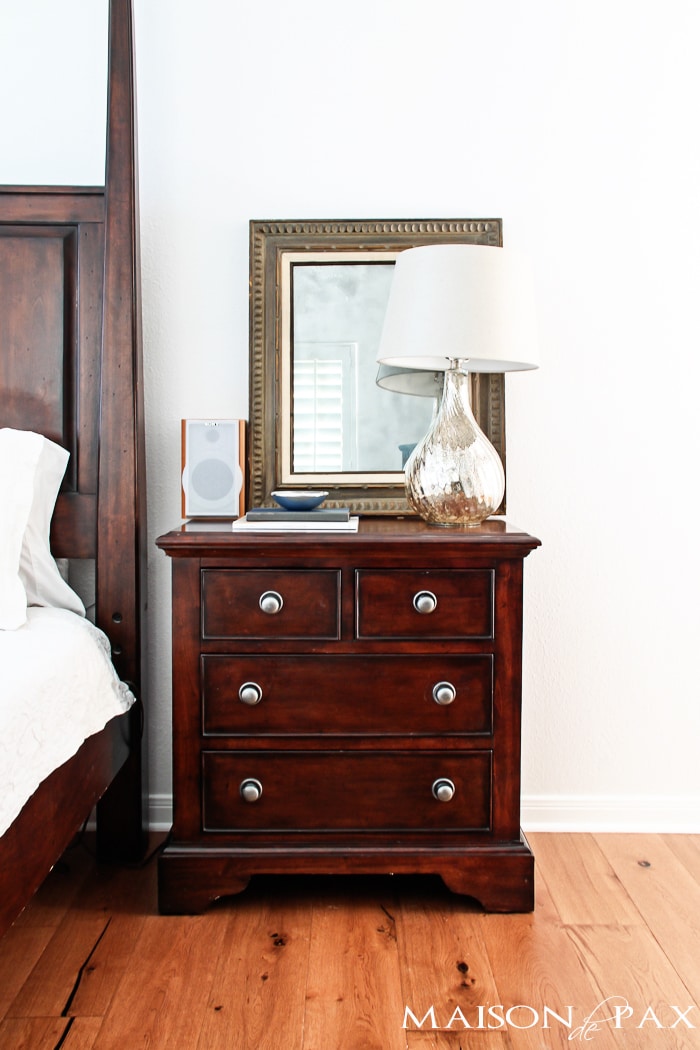 This is the best white paint! Not too cool or warm and amazing coverage in just one coat... The perfect white for a family room or bedroom | aiweb9ygdry.cmersite.com