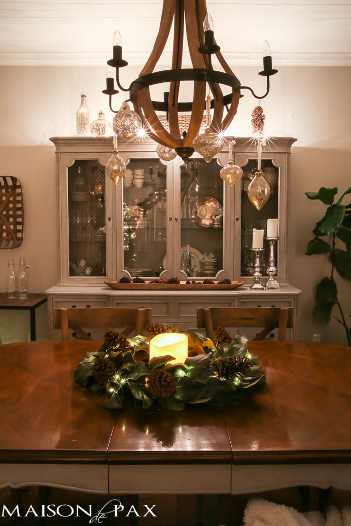 Christmas dining room- Maison de Pax