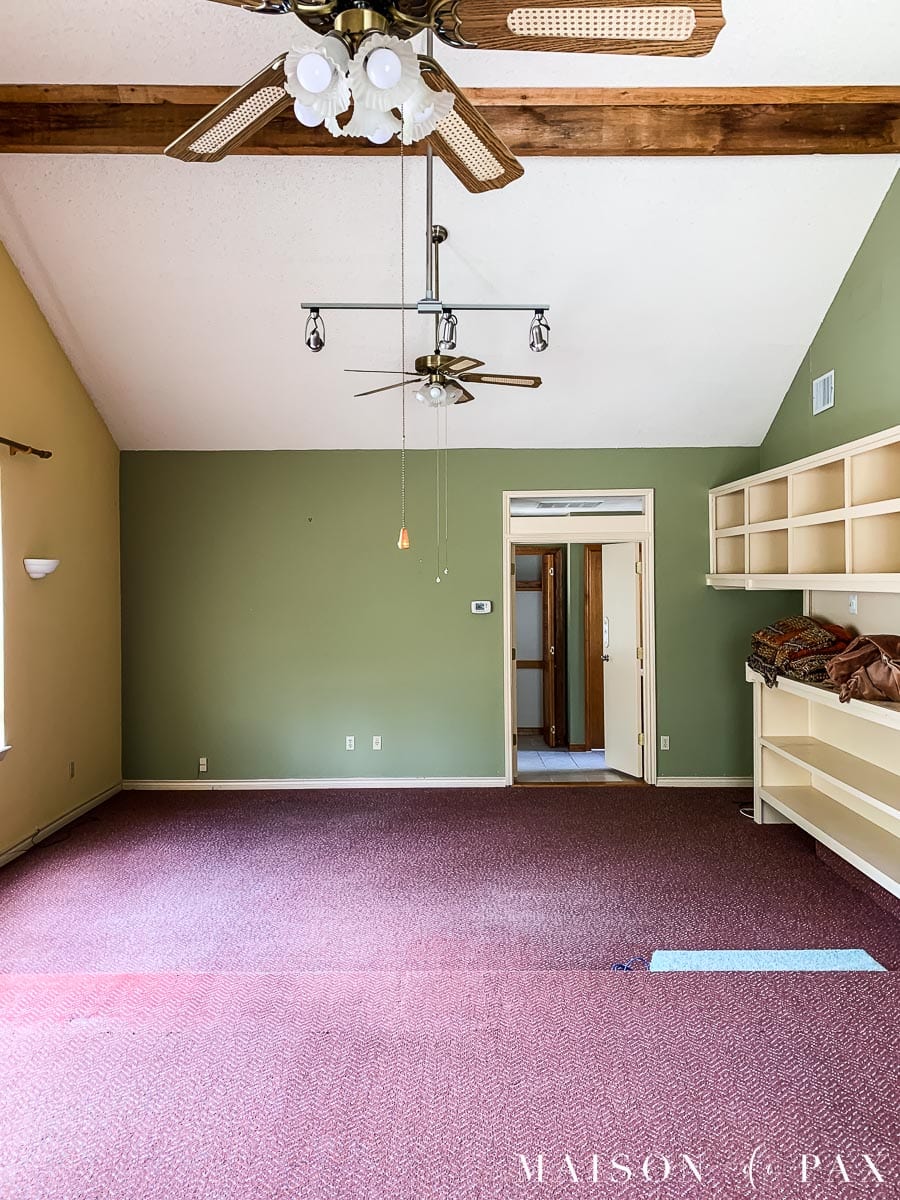 outdated living room before renovation
