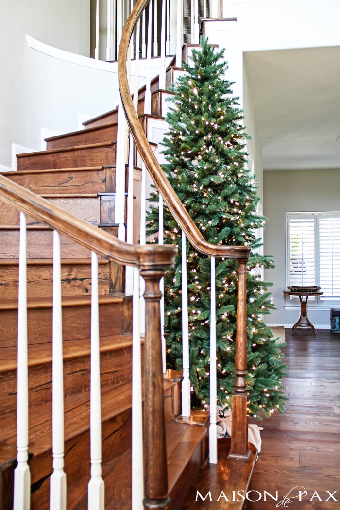 what a gorgeous staircase! Tips for choosing the perfect tree | aiweb9ygdry.cmersite.com