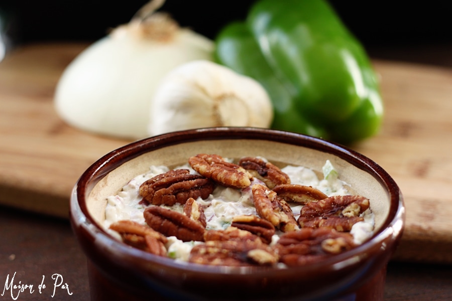 A super easy and delicious creamy dip - perfect for parties!