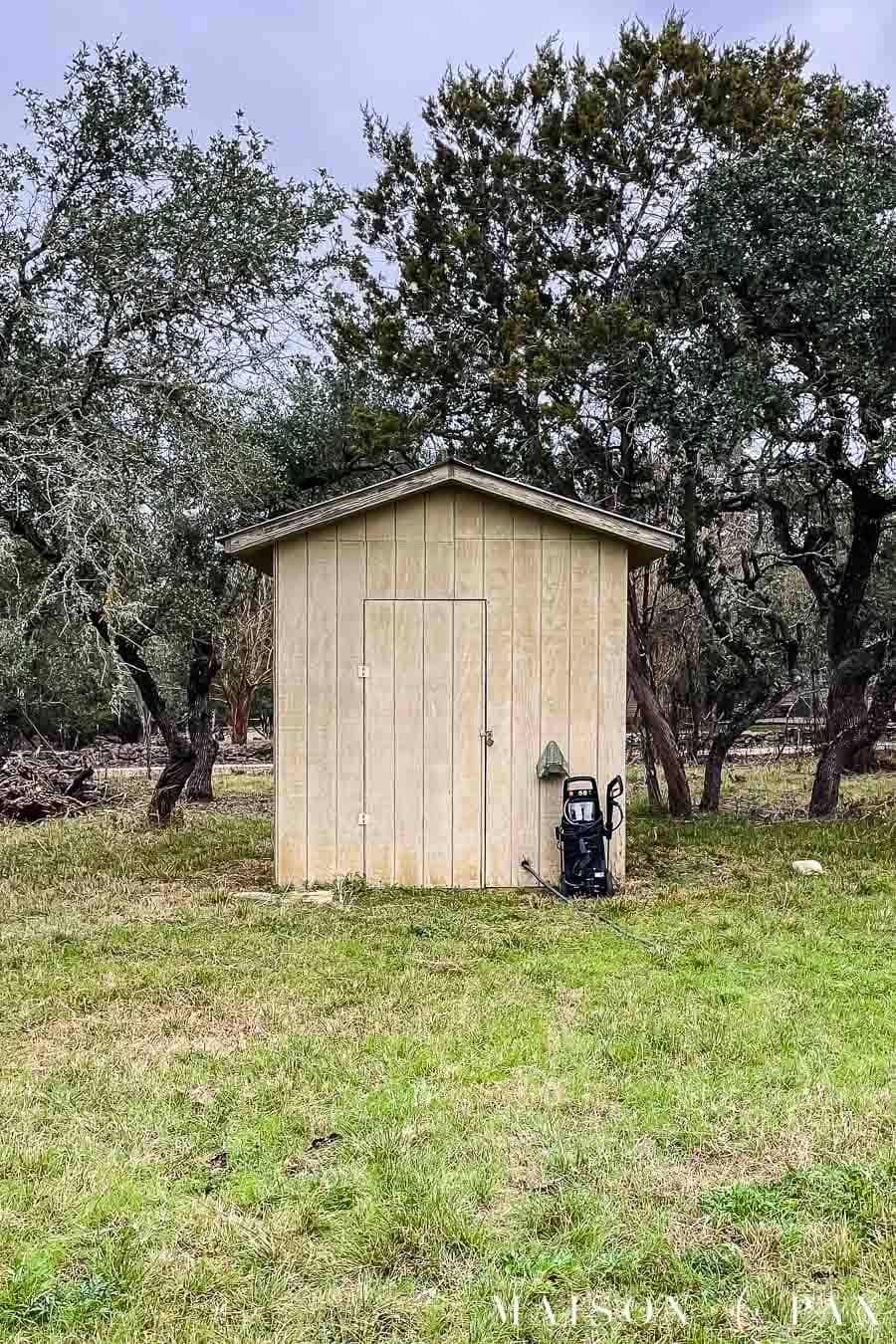 shed in need of a paint job