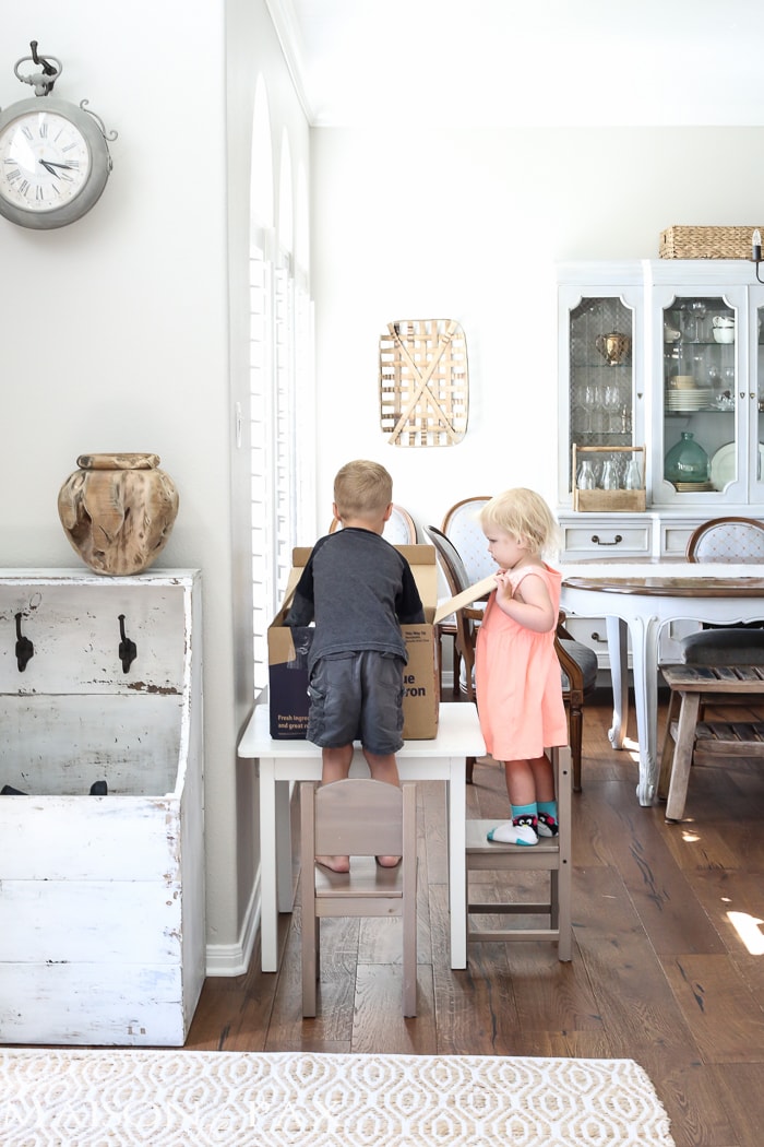 so sweet! Kids love opening the box from Blue Apron